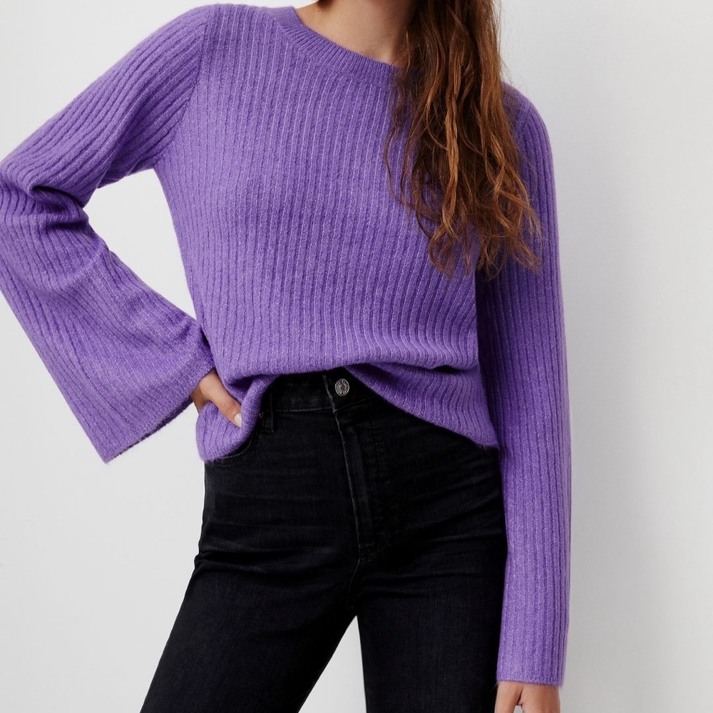 Bell Sleeve Sweater from Line and Dot (Anthropologie) size small- like new!